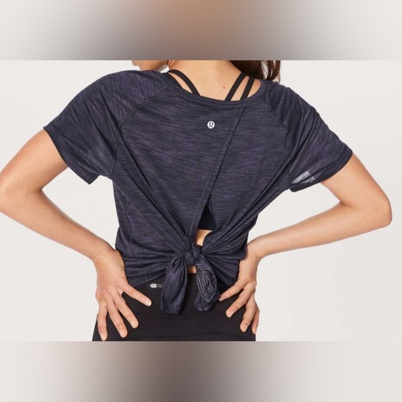 Lululemon Short Sleeve Tee Heathered black/blue - Picture 7 of 8